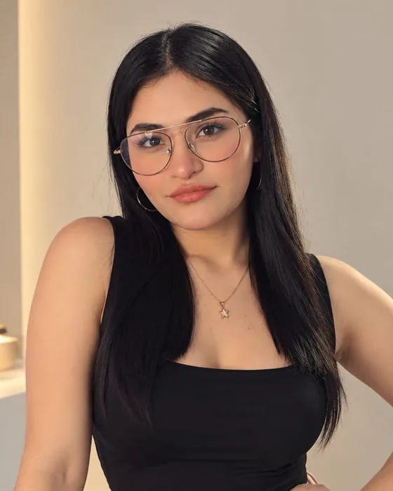 Keyla, asesora de Bangover